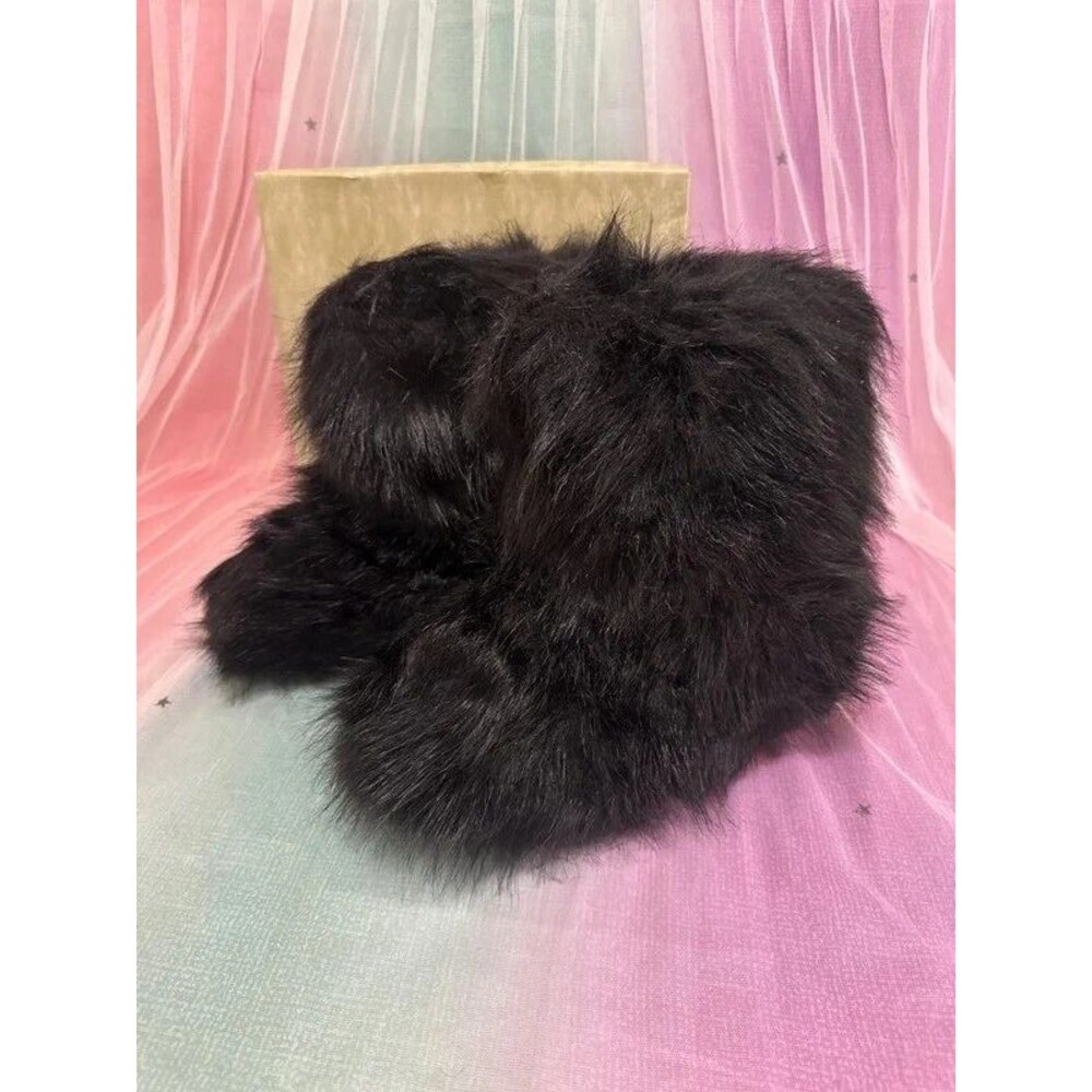 Women's Furry Boots